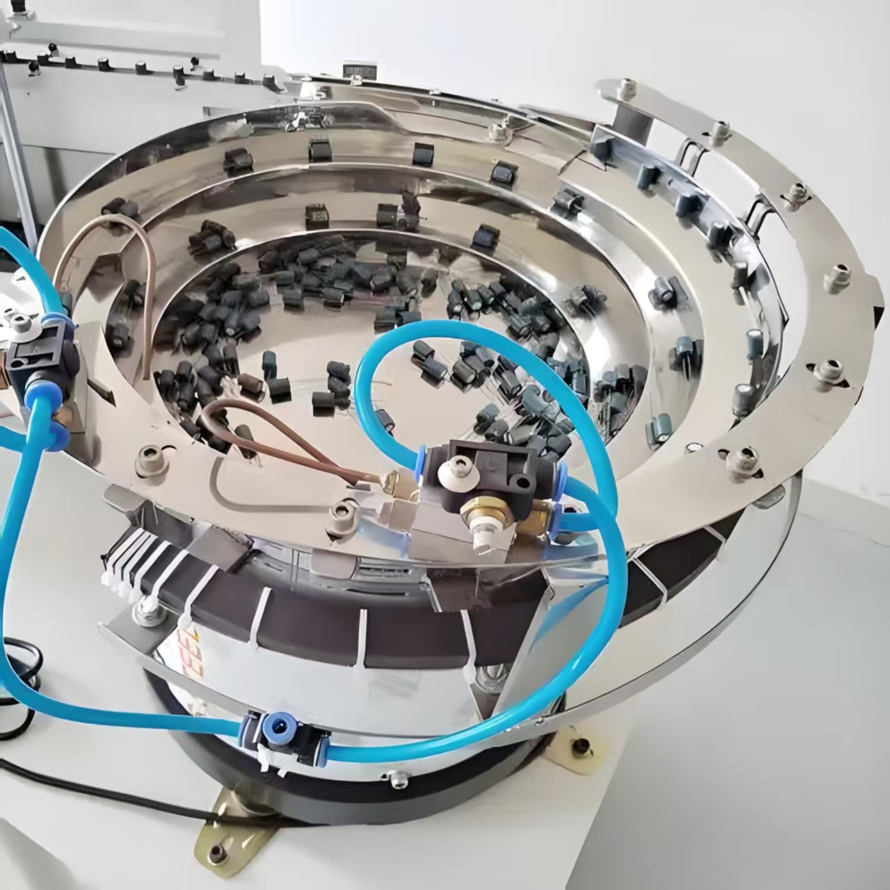 上海振动盘厂家